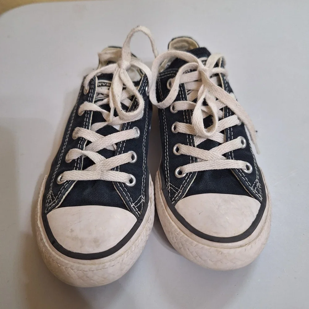 Converse All Star Kids Youth 1 Black Low Top Sneakers Chuck‎ Taylor Shoes